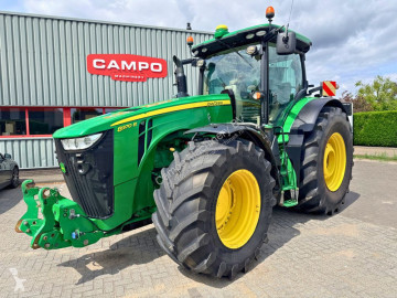 John Deere7R