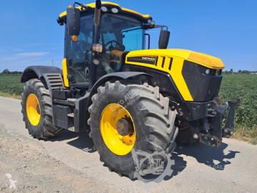 Tractor JCB