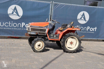 Tractor Yanmar F155D