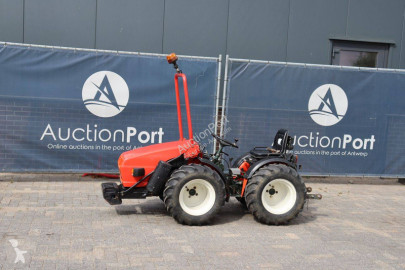 Tractor agrícola Goldoni