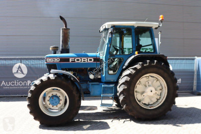 Tractor agrícola Ford