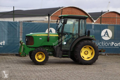 Трактор John Deere