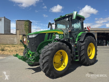 John Deere7R