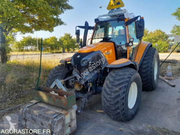 Tracteur agricole