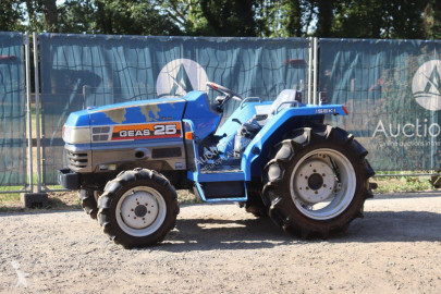 Tractor Iseki