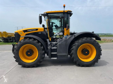 Tractor JCB