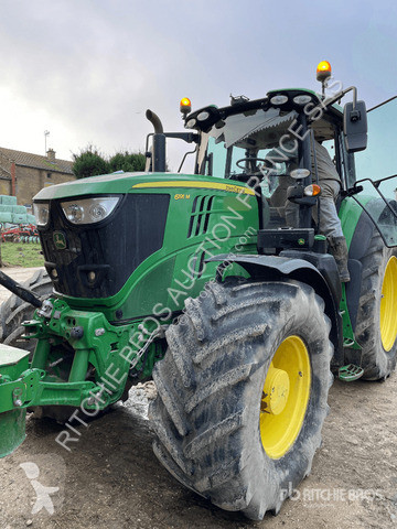 Tracteur agricole John Deere