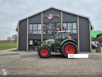 Сільськогосподарський трактор Fendt 720 vario profi plus