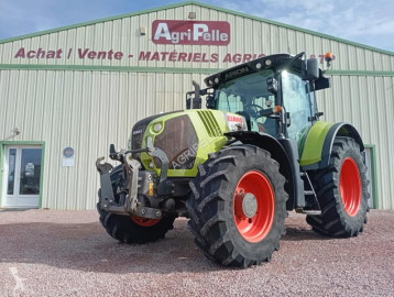 Tracteur agricole Claas
