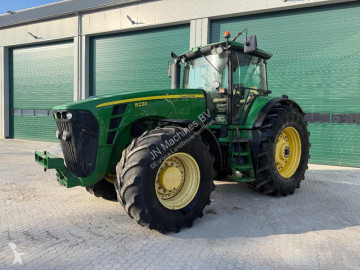 Сільськогосподарський трактор John Deere