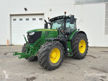 Tractor John Deere 6215R