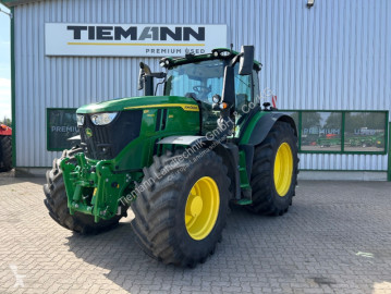 John Deere6R