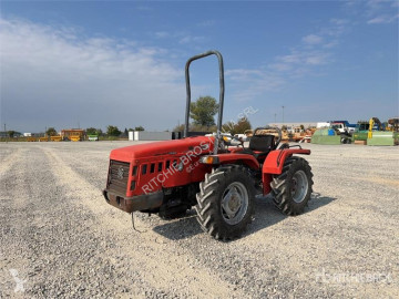 Carraro mezőgazdasági traktor