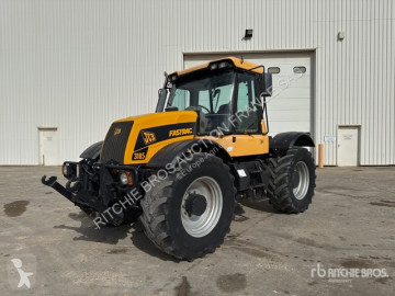 Jiný traktor JCB