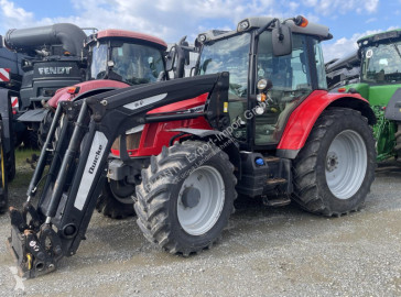Tractor Massey Ferguson