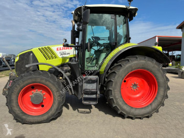 Tracteur agricole Claas