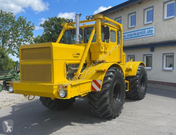 Tracteur agricole