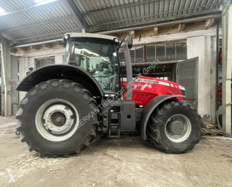 Tracteur agricole Massey Ferguson