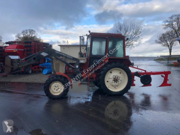 Tracteur agricole Belarus