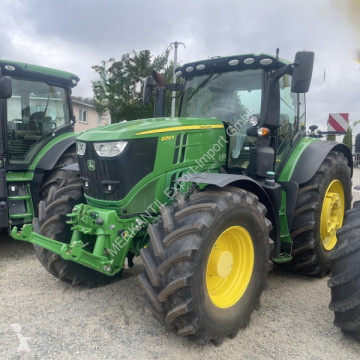 Tracteur agricole John Deere