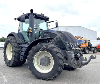Tracteur agricole Valtra