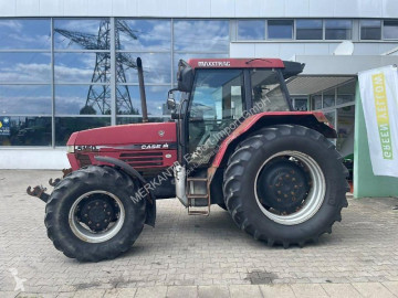 Tracteur agricole Case