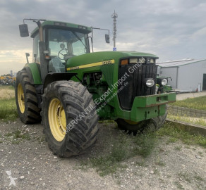 Tracteur agricole John Deere
