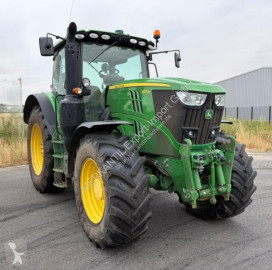 Tracteur agricole John Deere