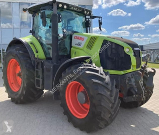 Tracteur agricole Claas