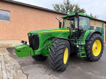 Tracteur agricole John Deere