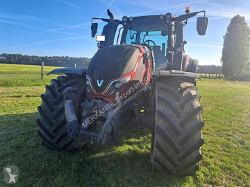 Tracteur agricole Valtra