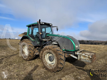 Трактор Valtra
