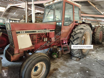 Tractor antigo International