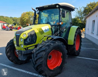 Tractor Claas