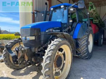 Трактор New Holland