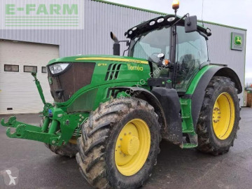 Трактор John Deere