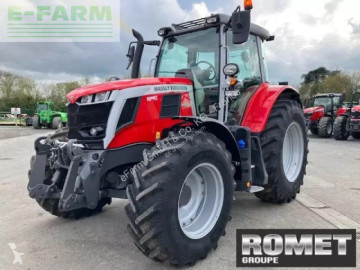 Трактор Massey Ferguson