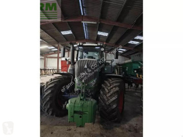 Tractor Fendt 824