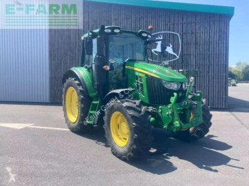 Трактор John Deere