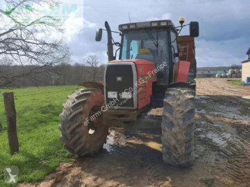 Tractor Massey Ferguson