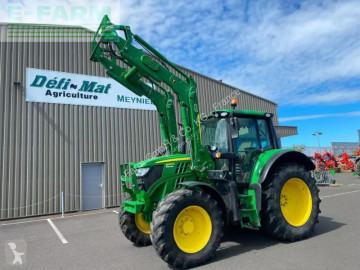 Трактор John Deere