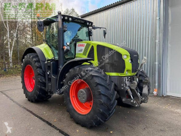 Tractor Claas