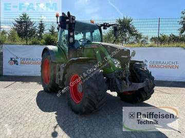 Tracteur agricole Fendt 718 profi s4