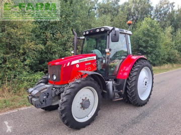 Трактор Massey Ferguson 6455