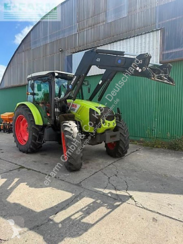 Tractor Claas