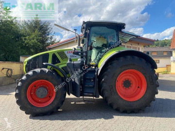 Tractor Claas
