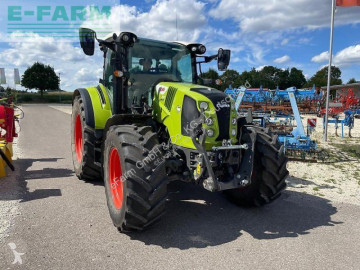 Трактор Claas