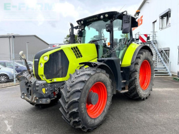 Tractor Claas