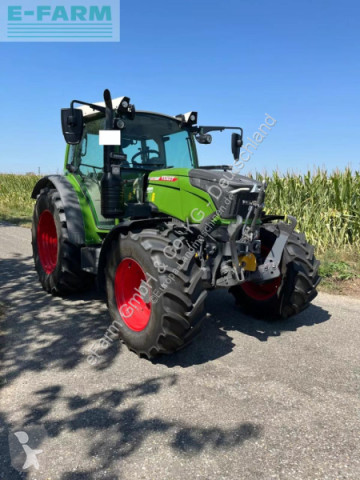 Tracteur agricole Fendt 211 vario