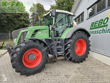 Tracteur agricole Fendt 824 vario profi plus